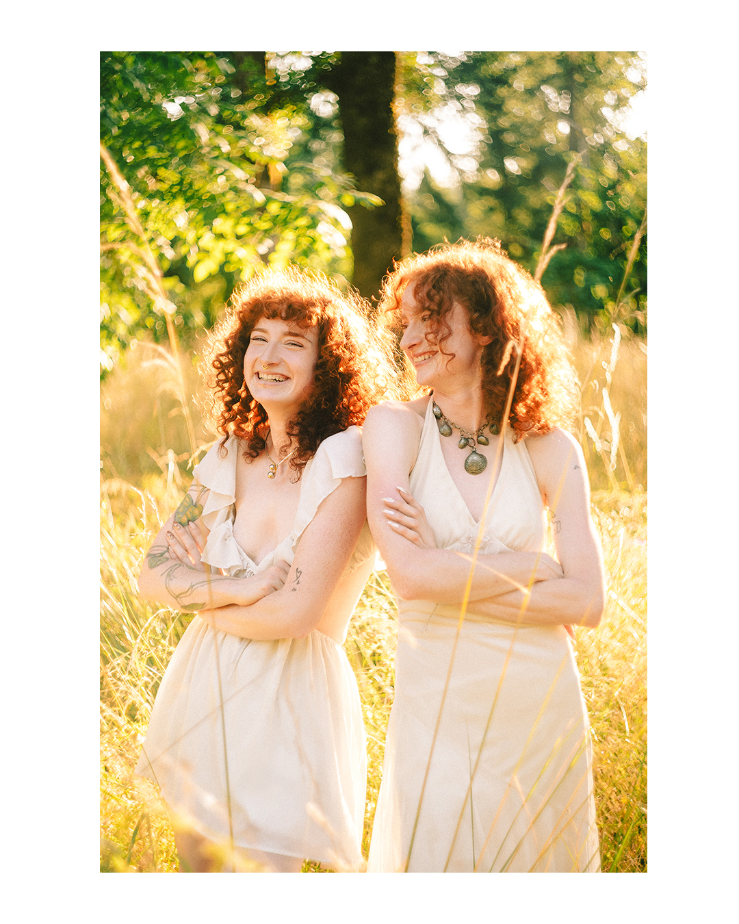 Emotive Creative Portraits of Twin Sisters at Golden Hour — photograph 9 of 20